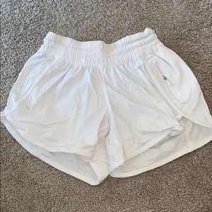lululemon tracker shorts